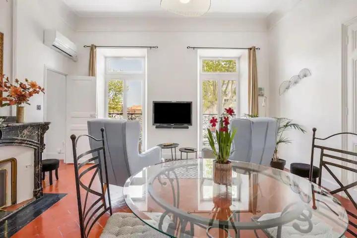 Appartement Avec Balcon, Bord Du Canal, Wifi. ナルボンヌ エクステリア 写真